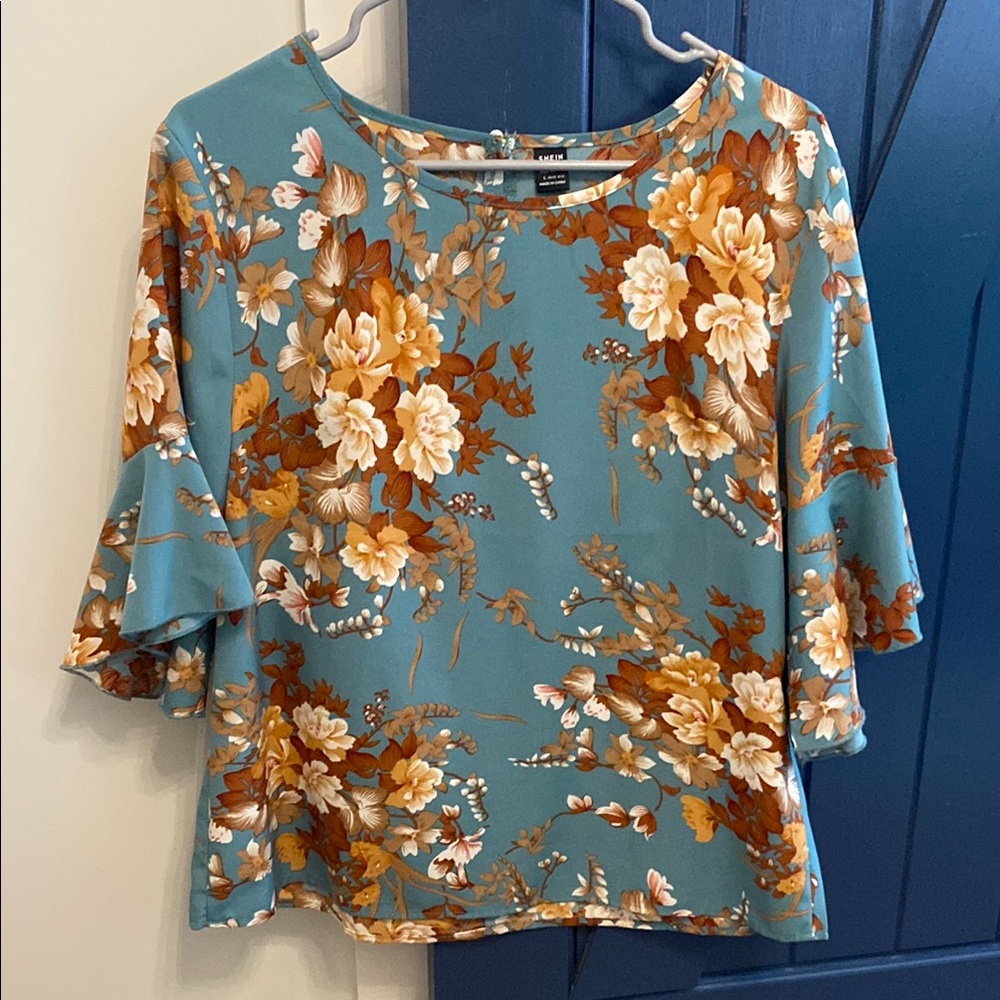 SHEIN Blue and White Boxy 3/4 Sleeve Blouse